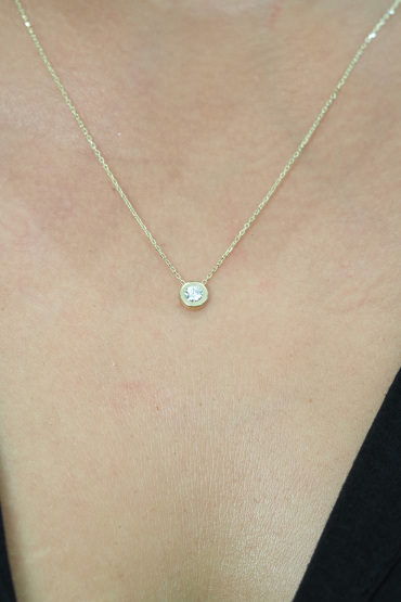 14 Ayar Altın Çerçeveli Tektaş Kolye - Naze Kuyumculuk