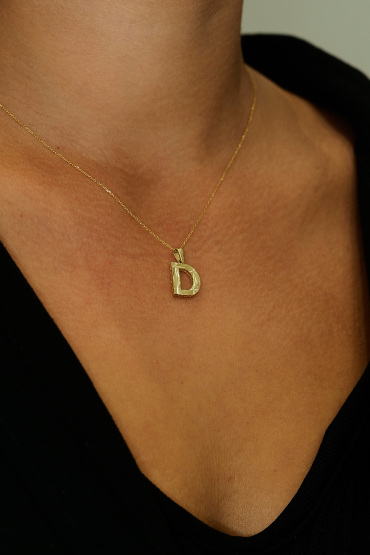 14 Ayar Altın D Harfi Kalemli Kolye Ucu - Naze Kuyumculuk