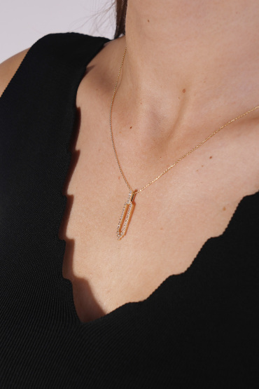 14 Ayar Altın Diktörgen Baget Ve Boncuk Taşlı Kolye - Naze Kuyumculuk