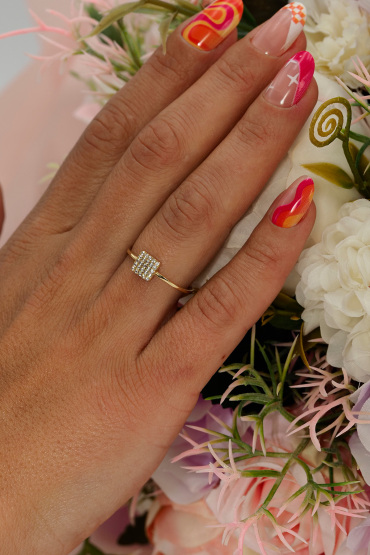 14 Ayar Altın Kare Taşlı Günlük Yüzük - Naze Kuyumculuk