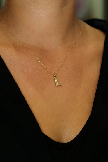 14 Ayar Altın L Harfi Kalemli Kolye Ucu - Naze Kuyumculuk