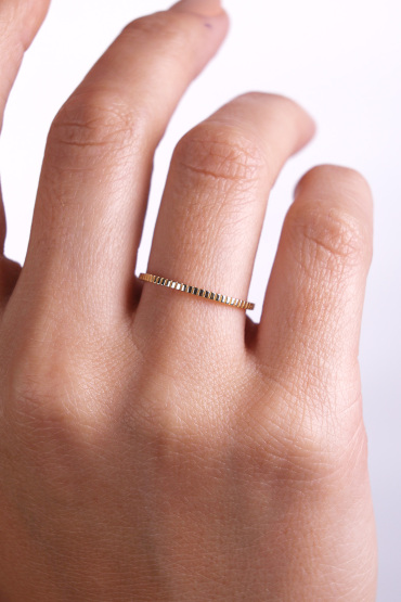 14 Ayar Altın Tırtıklı Model Çıtır Yüzük - Naze Kuyumculuk