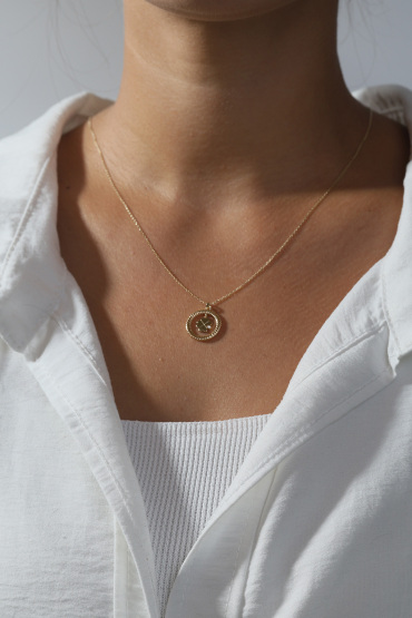 14 Ayar Altın Yuvarlak Halka Taşlı Yonca Kolye - Naze Kuyumculuk