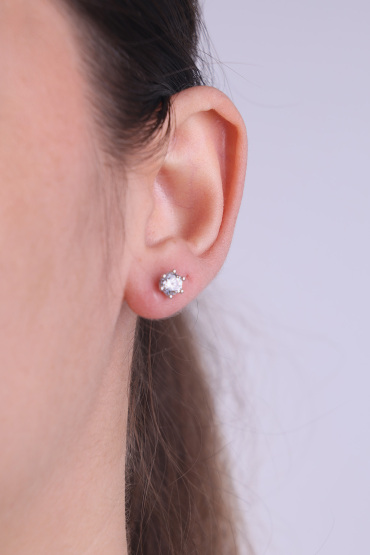 14 Ayar Beyaz Altın Altı Tırnak Tektaş Küpe - Naze Kuyumculuk